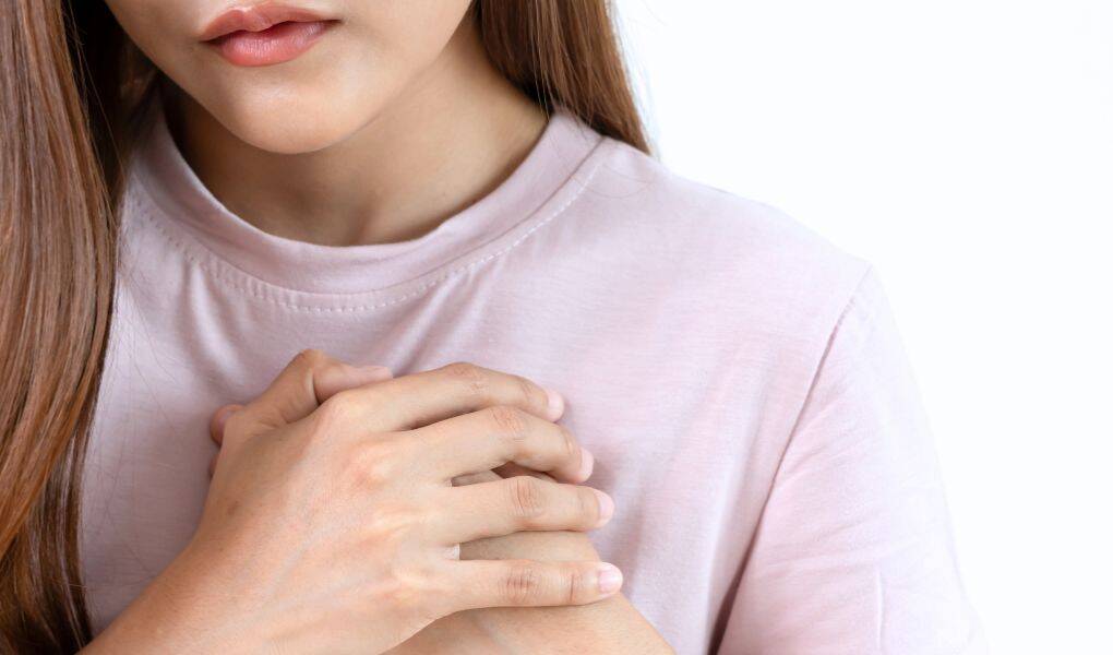 Pecho turgente, qué significa y cómo conseguirlo de forma natural 1 Pecho turgente