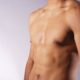 Cómo reducir grasa pectoral en hombres